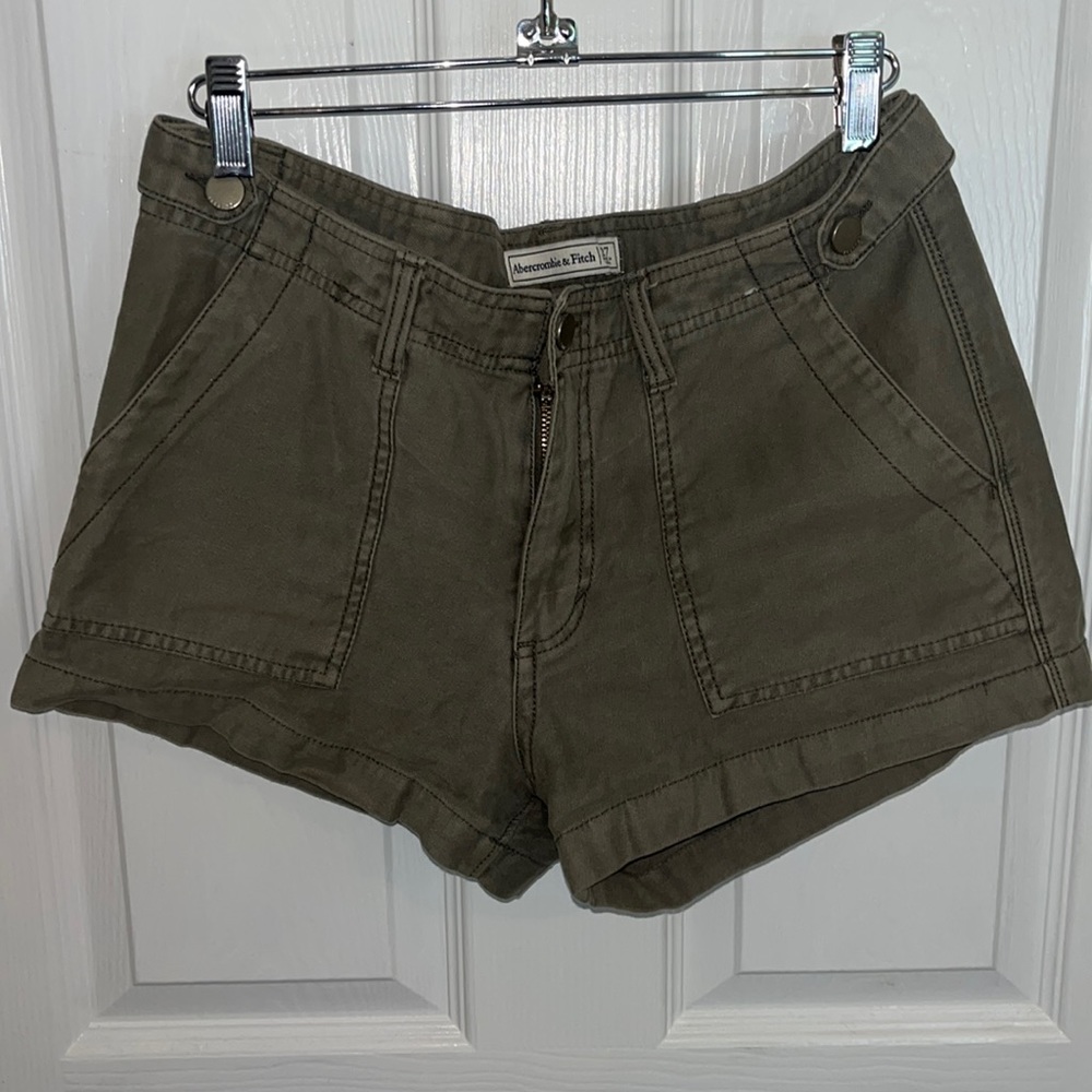 Abercrombie size 27 shorts